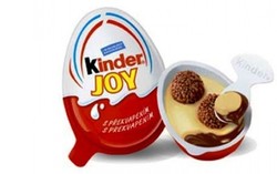 Pria Ini Memakai Kinder Joy Isi Telur Mentah untuk Mengelabui Anaknya