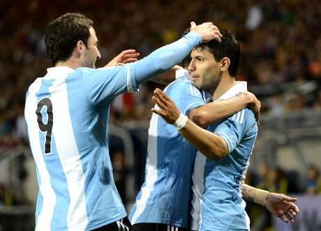 Lima Gol Tercipta, Argentina Kandaskan Swedia