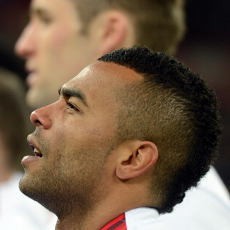 Malam Emosional Ashley Cole di Wembley