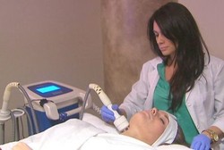 Alat Pemanas Ini Bisa Kencangkan Kulit dan Hilangkan Lemak