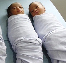 2 Bayi yang Diamankan dari Perdagangan Diserahkan ke Sudin Sosial Jaktim