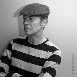 David Bowie Tolak Sampul Single Rilis Ulang Morrissey