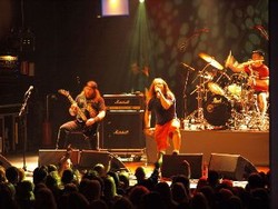 Municipal Waste Tampil dalam Iklan Terbaru Vans