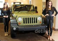 Jeep Wrangler dan Dodge Journey Meluncur