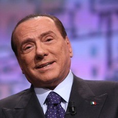 Berlusconi Tak Setuju Cagliari vs Milan Digelar di Turin