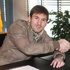 Barcelona Tambah Kontrak Messi Sampai 2018