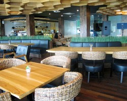 Beezy Kaffee, Resto & Coffeeshop Nyaman untuk Casual Meeting