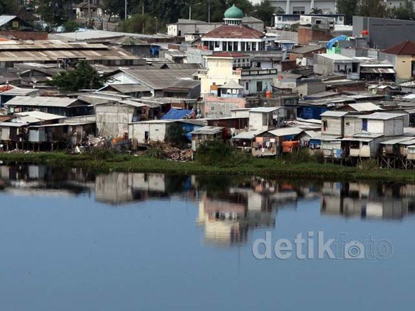 Menanti Jakarta Bebas Dari Pemukiman Kumuh