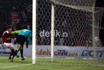 Milan Glorie Bekuk Indonesia All Star