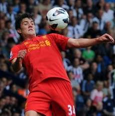 Liverpool Beri Kelly Kontrak Baru