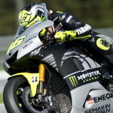 Rossi Pede Bisa Bersaing dengan Lorenzo dan Pedrosa