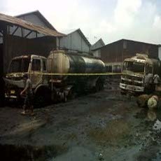 Kebakaran Gudang Oli Mutiara Tambak Langon Berasal dari Mesin Pompa