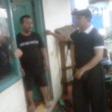 Tinjau Banjir Kacapiring, Wawalkot Bandung Janji Cari Solusi