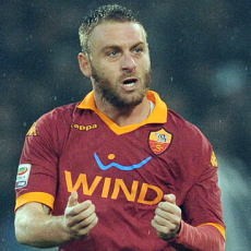De Rossi Akan Kembali Pimpin Roma