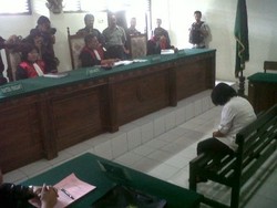 Janda Pembawa 7 Kg Heroin & Sabu Dituntut Hukuman Mati di Semarang