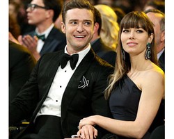 6 Pasangan Selebriti Pamer Kemesraan di Grammy Awards 2013