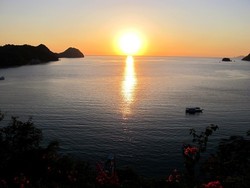 4 Sunset Paling Cantik Untuk Rayakan Valentine