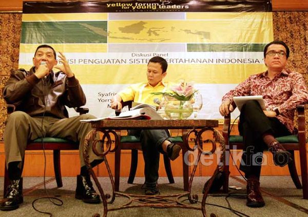 Diskusi Sistem Pertahanan Nasional
