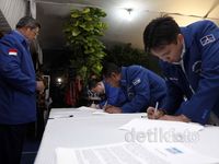 Ketua DPD PD Tandatangani Pakta Integritas