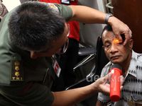 Operasi Katarak Gratis Peringati Hari Pers