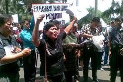 Sudah 8 Tahun, Nasib Dana Nasabah eks Bank Global Tak Jelas