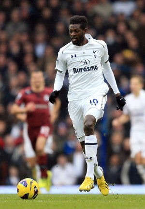 Spurs Jemput Paksa dan Akan Denda Adebayor