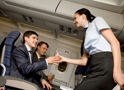 5 Alasan Kenapa Pramugari Juga Benci Pesawat Delay