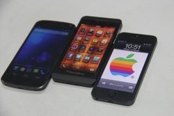 Uji Ketajaman Video dari 3 Ponsel Kelas Atas