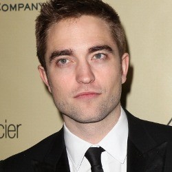 Hold On To Me, Film Terbaru Robert Pattinson