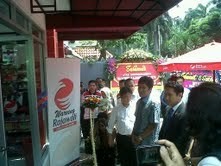 BUMN Ini Luncurkan Toko Moderen Bermerek Waroeng Rajawali