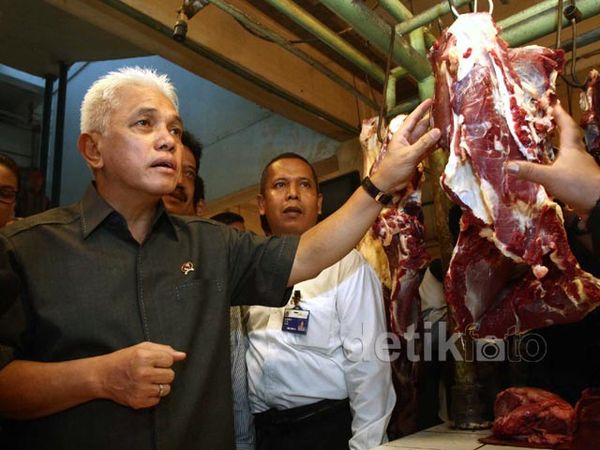 Hatta Rajasa Sidak Pasar Klender