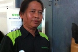 Mantan Penderita Kusta yang Sukses Jadi Pengusaha Kaki & Tangan Palsu