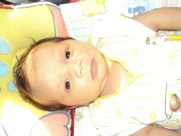 Gabriella Gadis Pratista, 10 Bulan, Perempuan