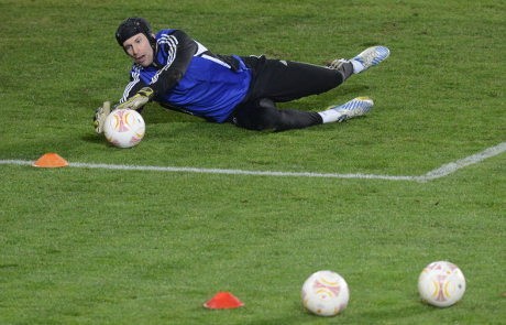 Cech Bidik Sejarah di Liga Europa