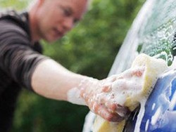 Orang Inggris Malas Cuci Mobil