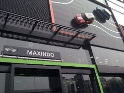 Showroom MINI ala British Dibuka di Jakarta Selatan