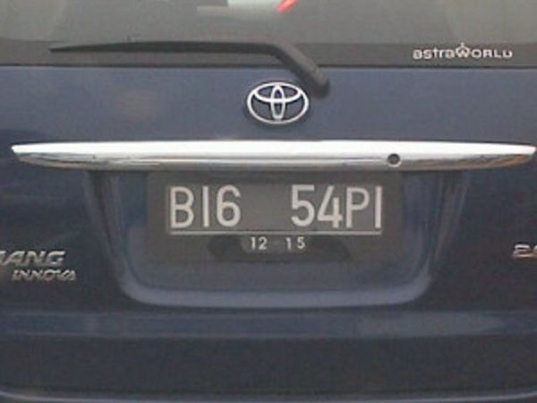 Nomor Polisi Aneh