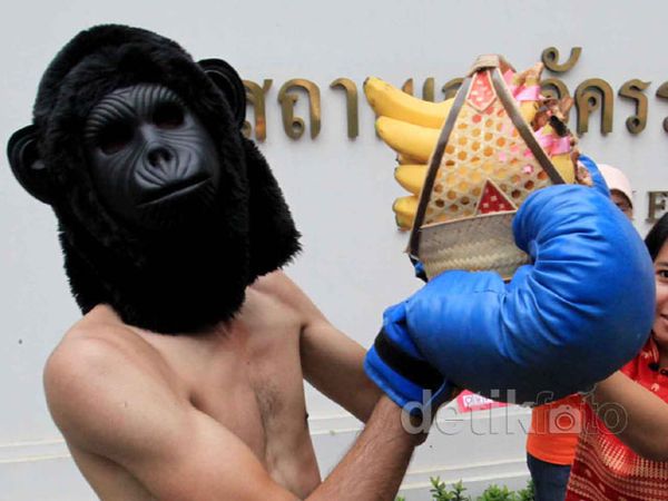 Pisang Valentine Ala Pecinta Orangutan