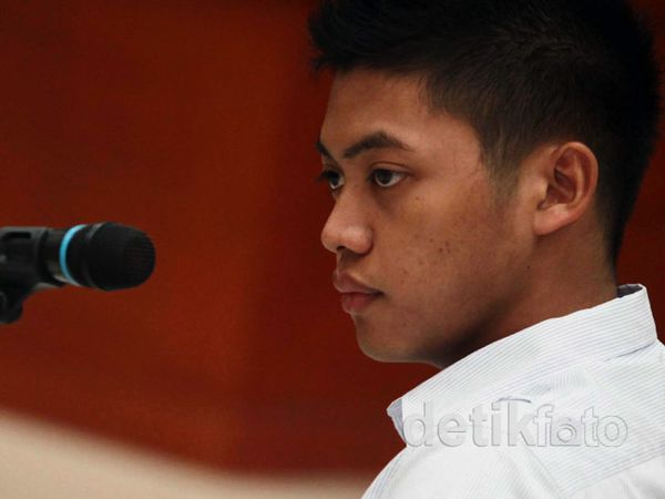 Rasyid Rajasa Jalani Sidang Perdana