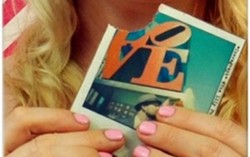 Cokelat Mungil Menggemaskan, Bentuk Planet sampai Foto Instagram