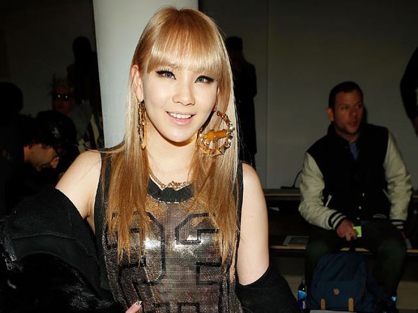 Gaya CL 2NE1 di Fashion Show Jeremy Scott