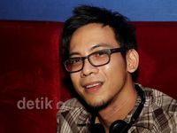Sakit, David NOAH Tetap Berkarya