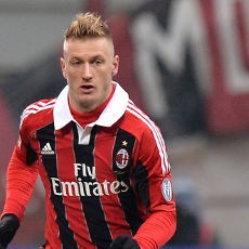 Diincar Zenit, Abate Setia Milan