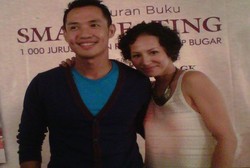 Agar Perut Tak Buncit, Erwin Pilih Bawa Bekal Nasi Merah