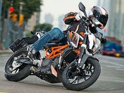 KTM Duke 390 Batal masuk Indonesia