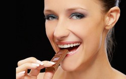 Pintar dan Cantik Karena Rajin Mengunyah Cokelat