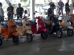 300 Pecinta Vespa di Jakarta Tumpah Ruah di SCBD