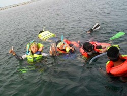 Snorkeling Asyik di Pulau Tidung