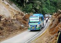 Material Longsor di Karo Sumut Berhasil Disingkirkan 