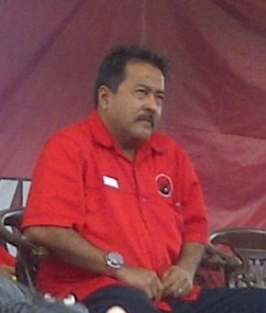 Si Doel Ikut Jadi Jurkam untuk Rieke-Teten